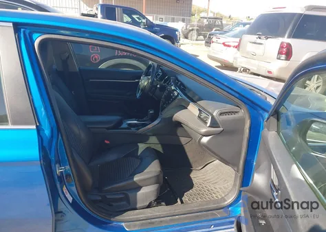 2018 Toyota Camry Se from USA, damaged, VIN 4T1B11HK6JU017621